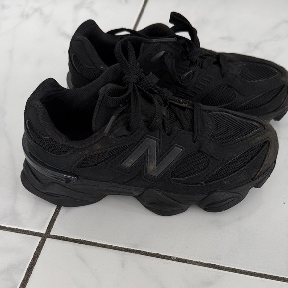 New Balance All-Black Athletic Shoes - Picture 2 of 5